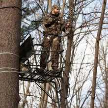 Load image into Gallery viewer, Lockdown 21 ft. 2-Man Ladder Treestand LD202E